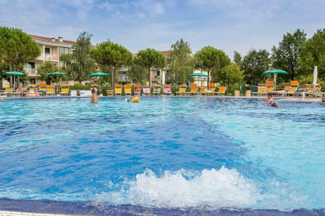 Olmi Lido Altanea Apartment Caorle Ngoại thất bức ảnh