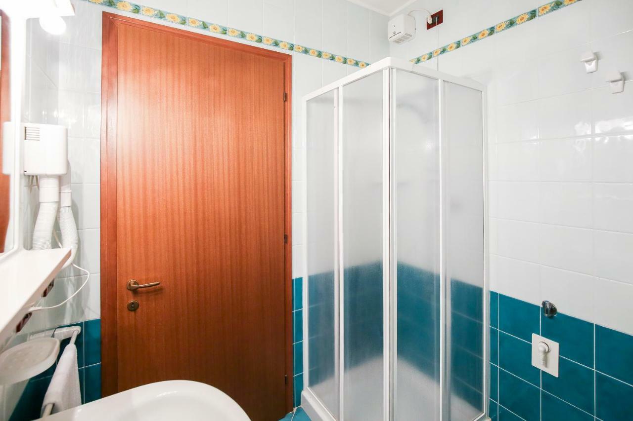 Olmi Lido Altanea Apartment Caorle Ngoại thất bức ảnh